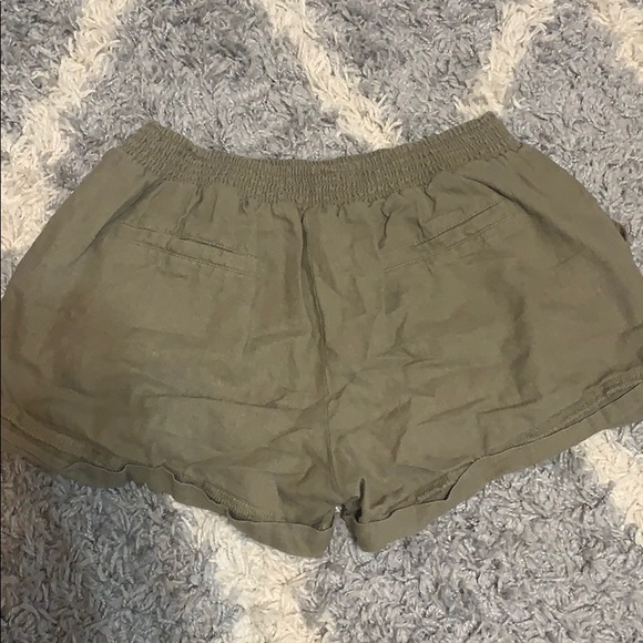 Forever 21 fabric shorts - Picture 2 of 2